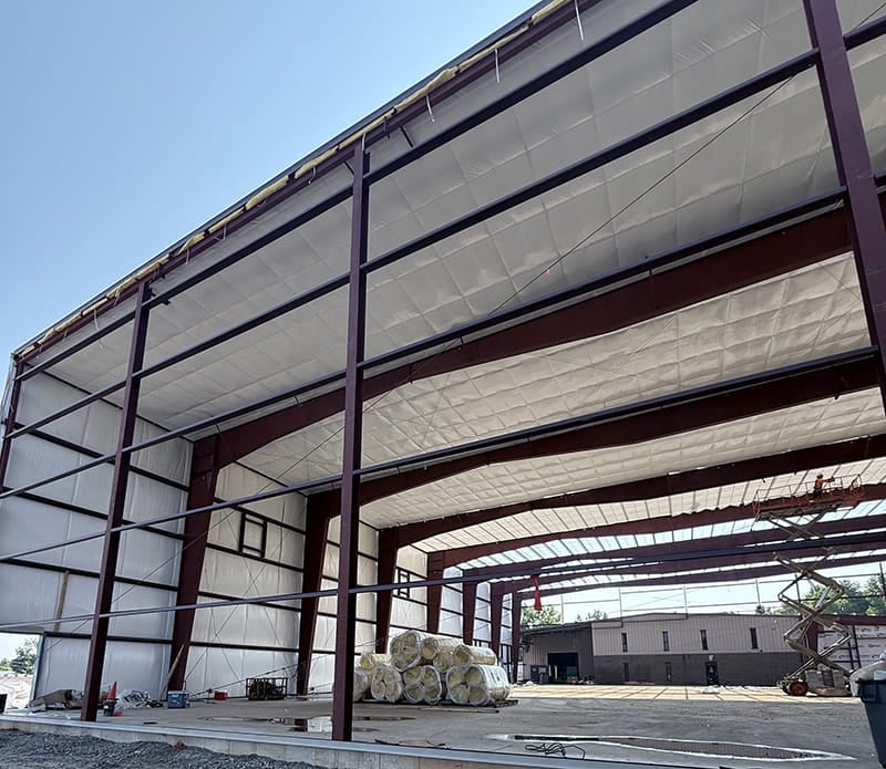 Wall and roof installment at Nordfab's XD Plant facility