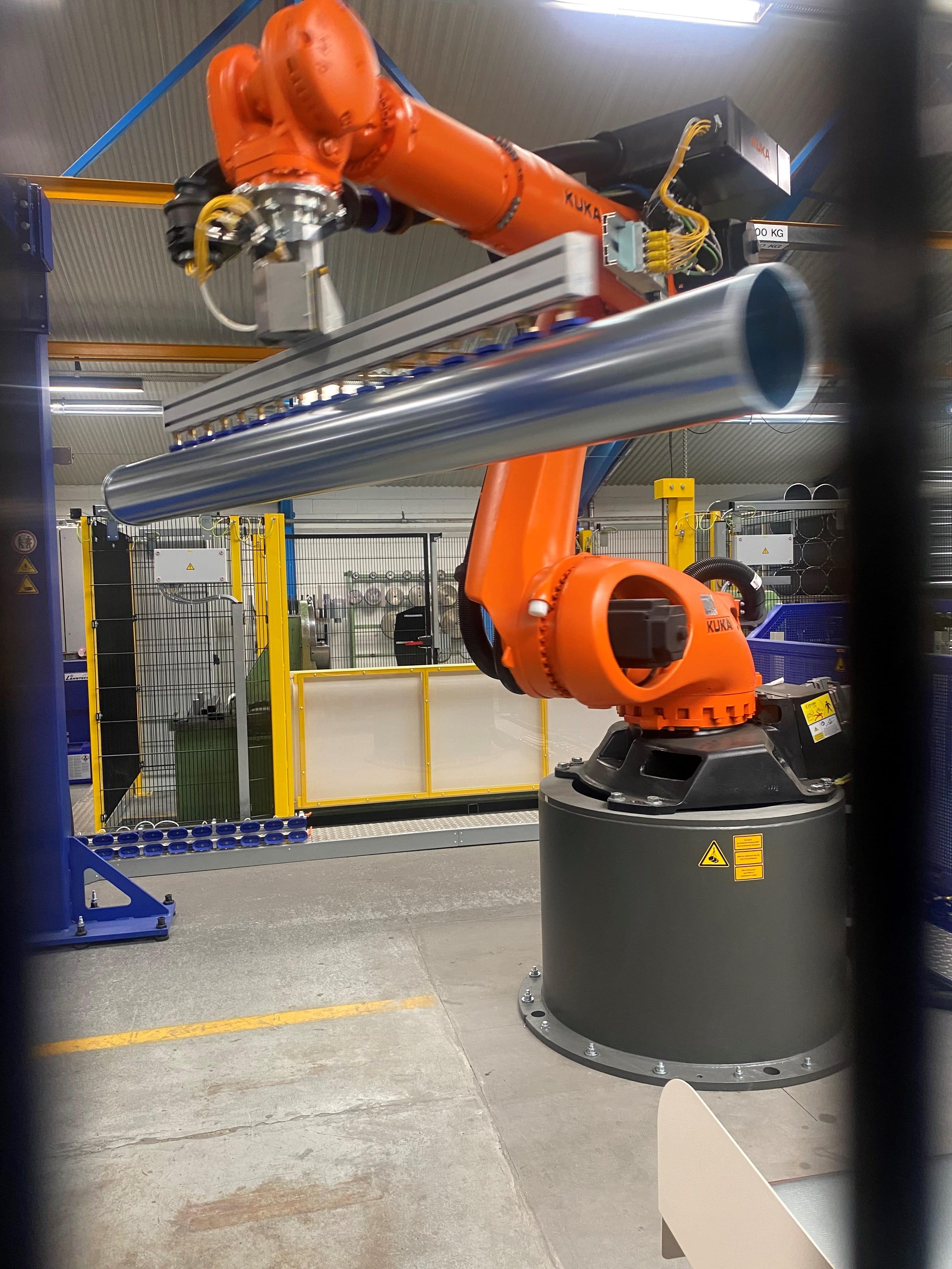 KUKA robot with duct